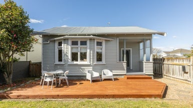 82 Kennedy Road, Napier South, Napier - Carousel 1