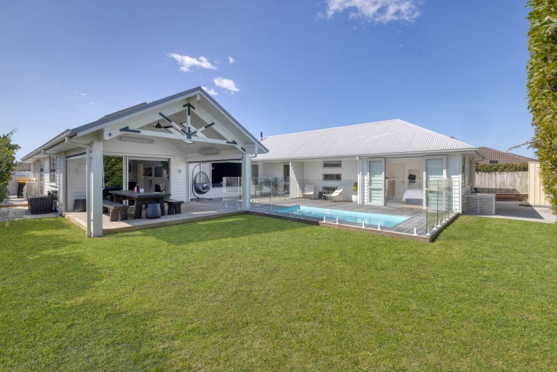 610 Gloucester Road, Papamoa Beach, Papamoa - Carousel 2