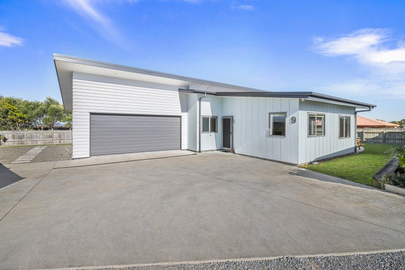9 Forbes Road, Foxton Beach, Foxton - Carousel 2