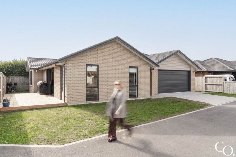 17 Centaine Way, Papamoa Beach, Papamoa - Carousel 17