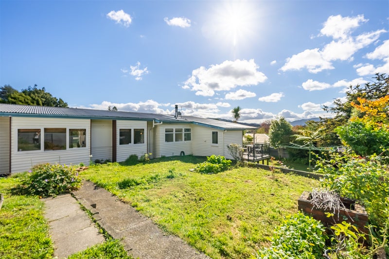 3 Sheehy Grove, Wainuiomata, Lower Hutt - Carousel 21