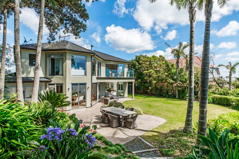 24 Cliff Road, Torbay, Auckland - Carousel 1
