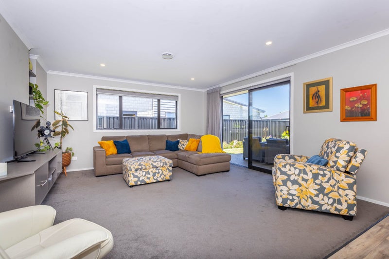 58 Oak Ridge Drive, Te Awamutu, Te Awamutu - Carousel 2