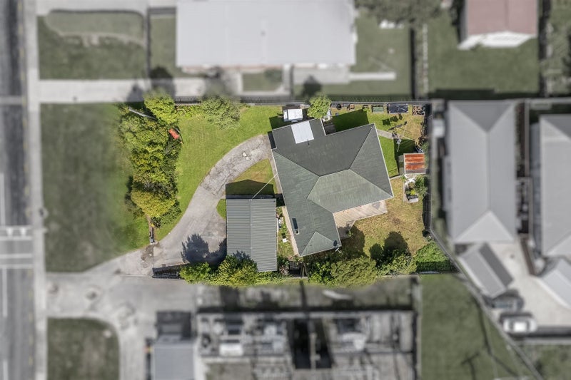 5 The Strand, Wainuiomata, Lower Hutt - Carousel 2
