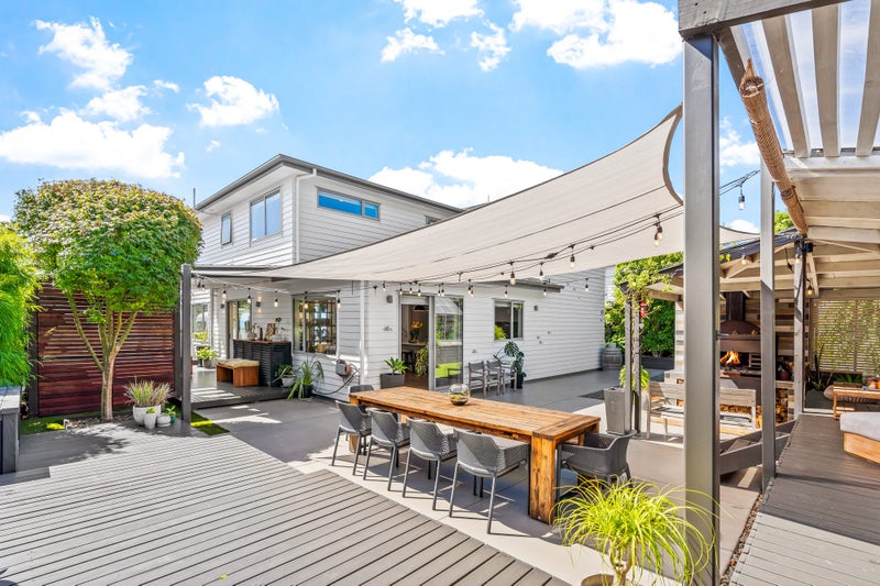 9 Ruth Craig Place, Stanmore Bay, Whangaparaoa - Carousel 1