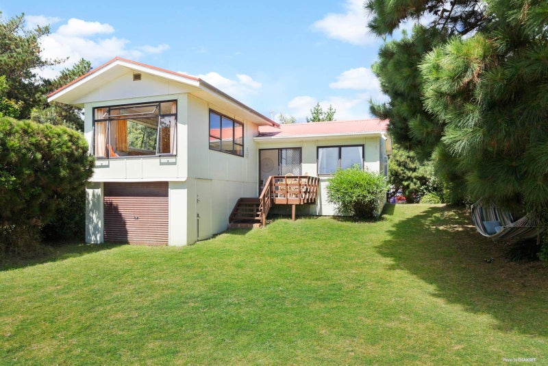 90 Maunsell Road, Port Waikato, Tuakau - Carousel 1