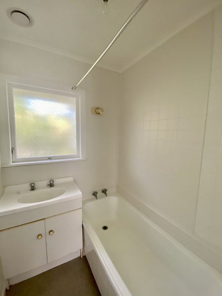 2/6 Stone Street, Hauraki, Auckland - Carousel 11