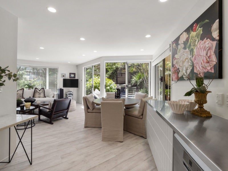 20D St Georges Bay Road, Parnell, Auckland - Carousel 2