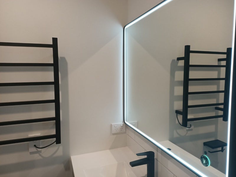 4/14 Steele Road, Forest Lake, Hamilton - Carousel 2