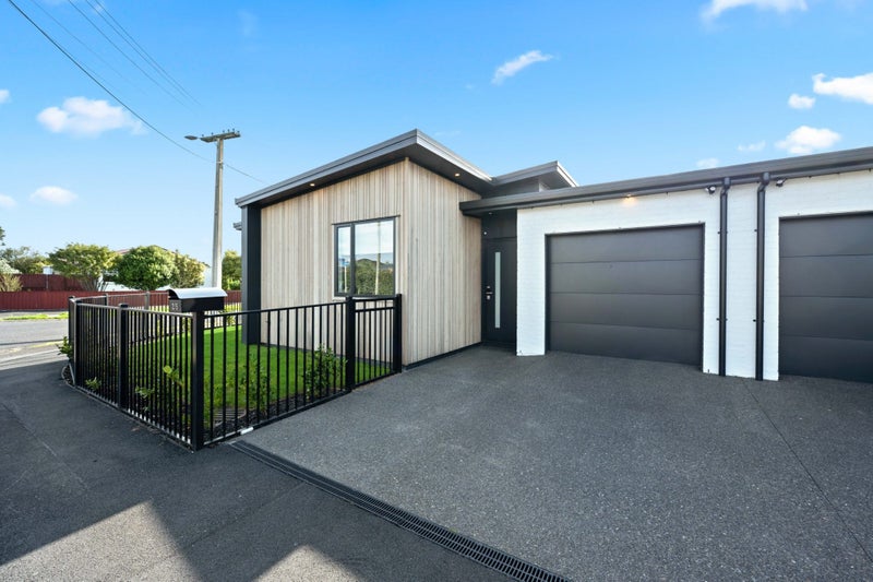 2/5 Mears Road, St Andrews, Hamilton - Carousel 2