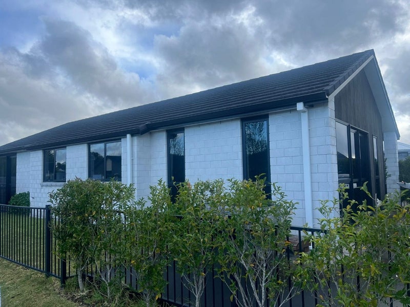 1 Scarr Lane, Pyes Pa, Tauranga - Carousel 1