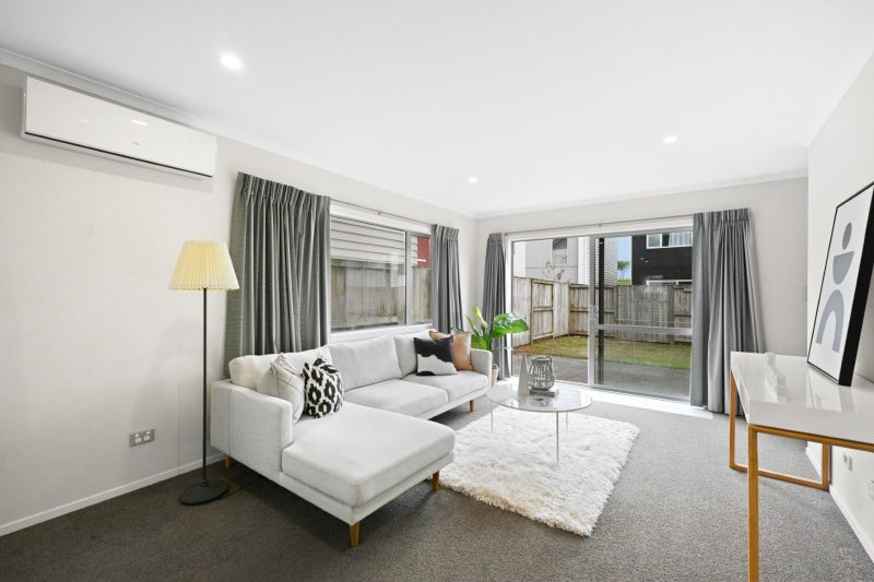 68 Tennille Street, Flagstaff, Hamilton - Carousel 1