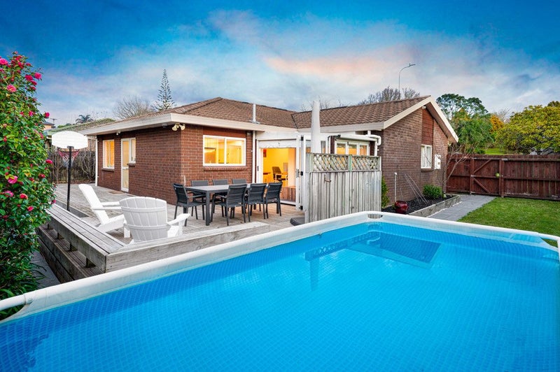 36 Meynell Court, Glen Eden, Auckland - Carousel 2