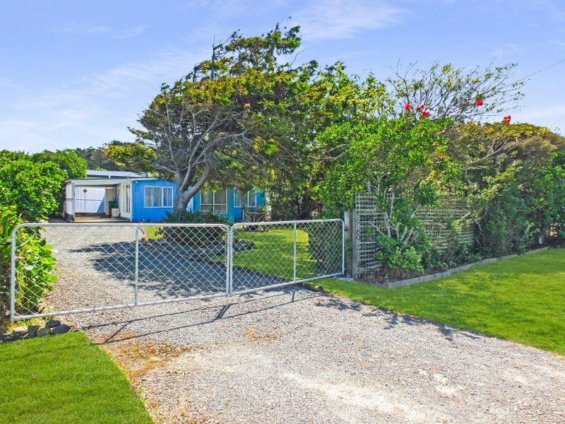 41 Edinburgh Terrace, Foxton Beach, Foxton - Carousel 1