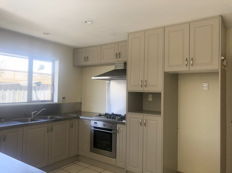 16 Collins Street, Addington, Christchurch - Carousel 2