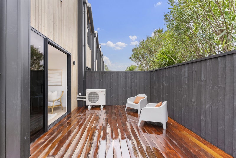 4/47 Taipari Road, Te Atatu Peninsula, Auckland - Carousel 12