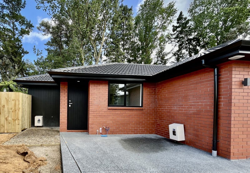 16 Oderings Place, Huntington, Hamilton - Carousel 1