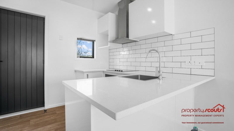 4/694 Whangaparaoa Road, Stanmore Bay, Whangaparaoa - Carousel 2