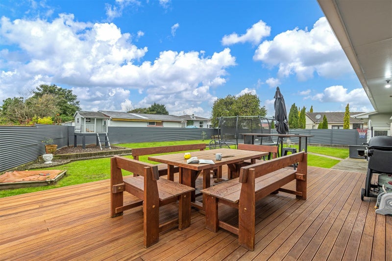 27 Karamea Crescent, Kelvin Grove, Palmerston North - Carousel 2