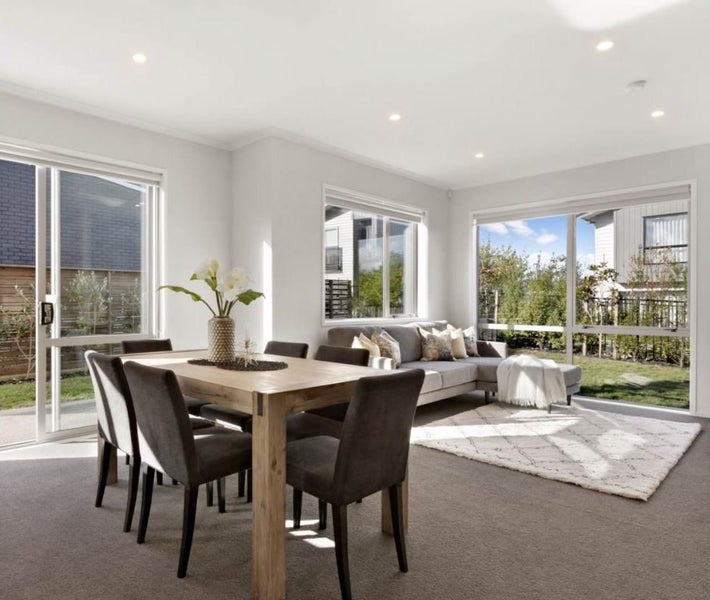 13C Melling Street, Glen Innes, Auckland - Carousel 1
