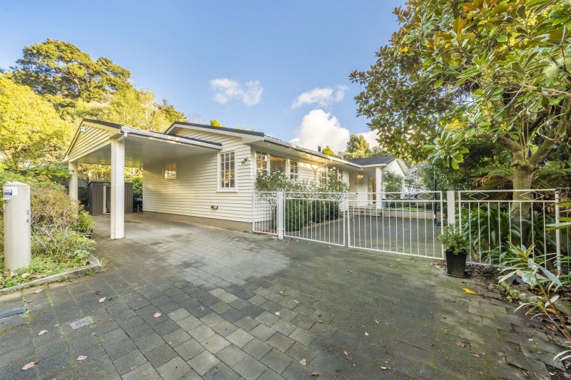 22 Freemans Way, Pinehaven, Upper Hutt - Carousel 25