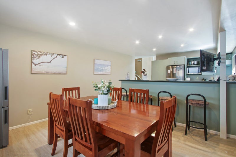 16A Kingsclere Place, Goodwood Heights, Auckland - Carousel 26