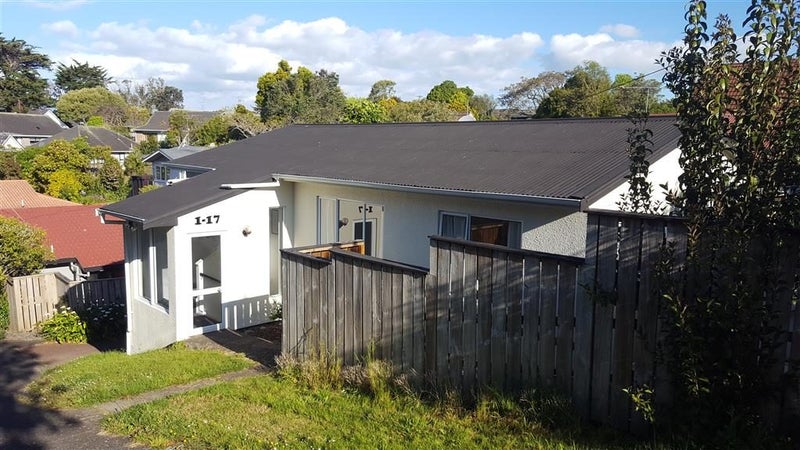 1/17 Aorangi Place, Birkenhead, Auckland - Carousel 2