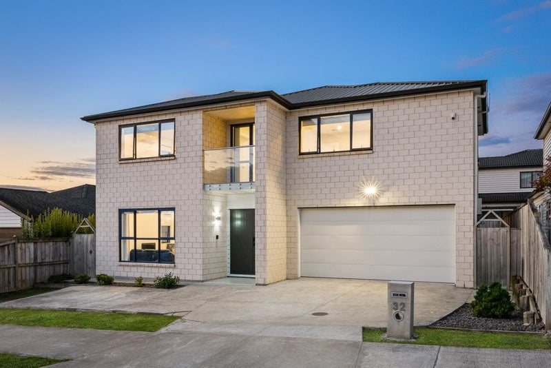 32 Whakatupu Road, Flat Bush, Auckland - Carousel 2
