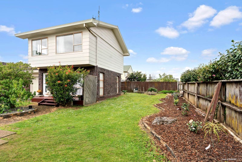 2/23 Butley Drive, Farm Cove, Auckland - Carousel 2