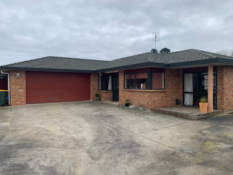 16B George Crescent, Buckland, Pukekohe - Carousel 1