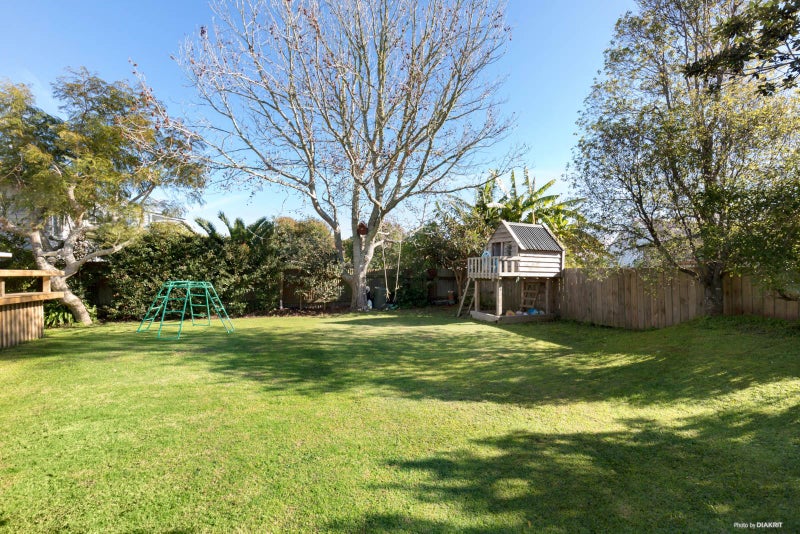 60 Calliope Road, Stanley Point, Auckland - Carousel 2