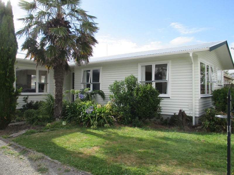 27 Acacia Street, Kelvin Grove, Palmerston North - Carousel 1