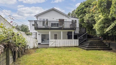 34 Izard Road, Khandallah, Wellington - Carousel 1