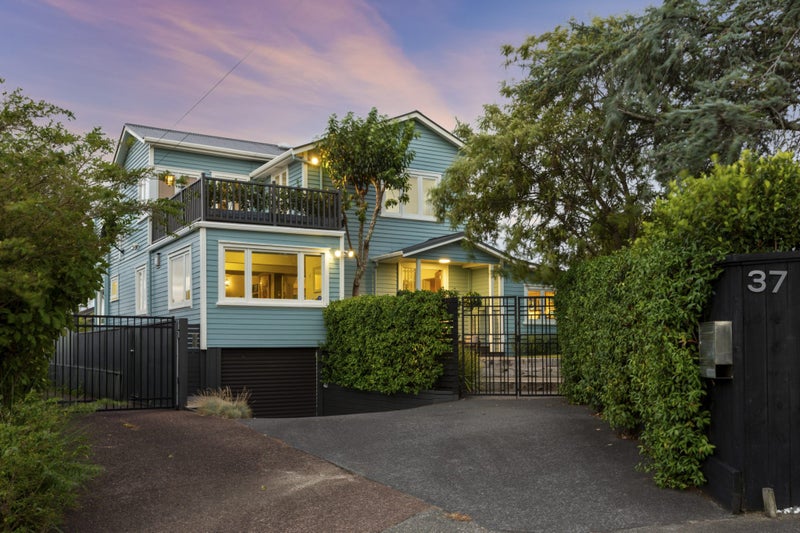 37 Fairlands Avenue, Waterview, Auckland - Carousel 2