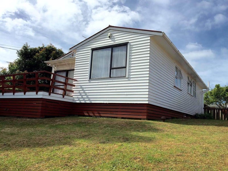 36 Torino Street, Point England, Auckland - Carousel 2