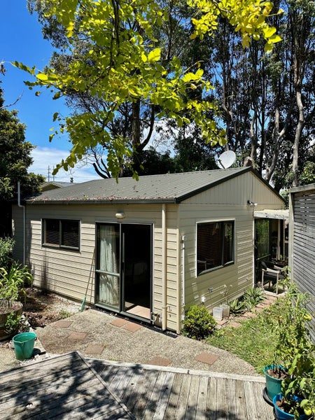 11 Thalia Place, Totara Vale, Auckland - Carousel 2