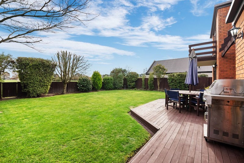 18 Hatfield Place, Avonhead, Christchurch - Carousel 23