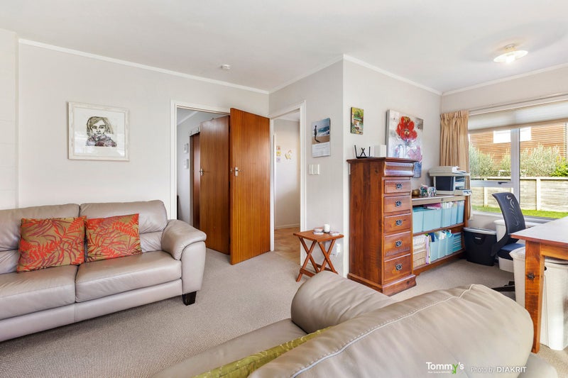 10/154 Onepu Road, Lyall Bay, Wellington - Carousel 2