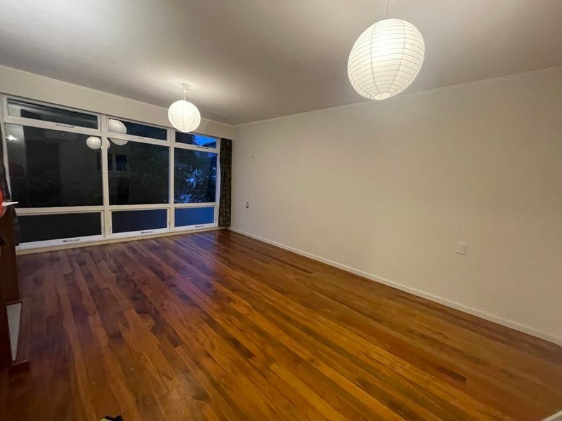 4/25 Madras Street, Khandallah, Wellington - Carousel 2