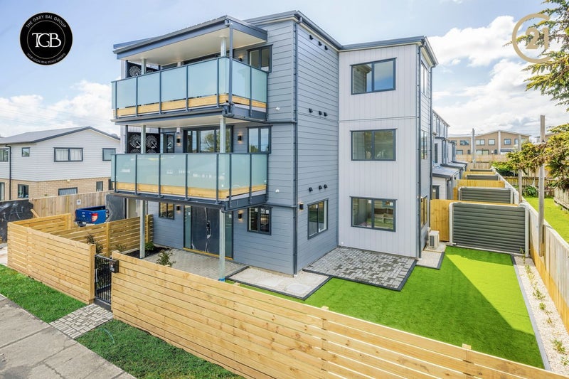 2/36 Takanini Road, Takanini, Auckland - Carousel 2