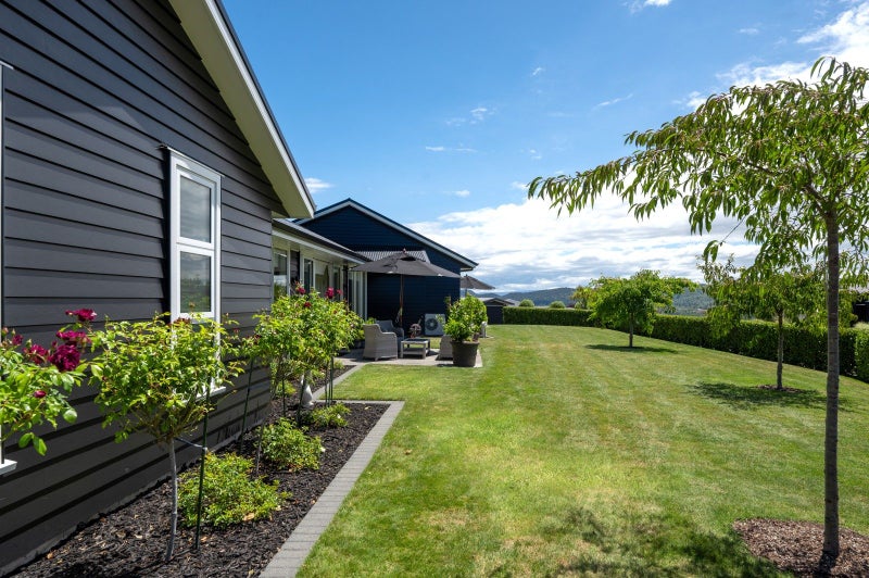 1 Peregrine Place, Taupo - Carousel 2
