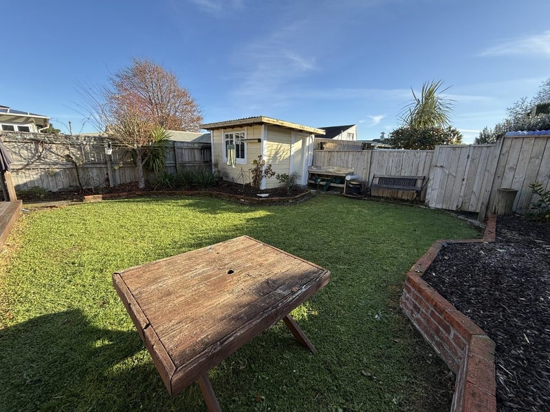 65 Grove Street, The Wood, Nelson - Carousel 11