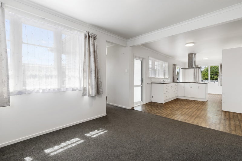 35 Bader Street, Bader, Hamilton - Carousel 2