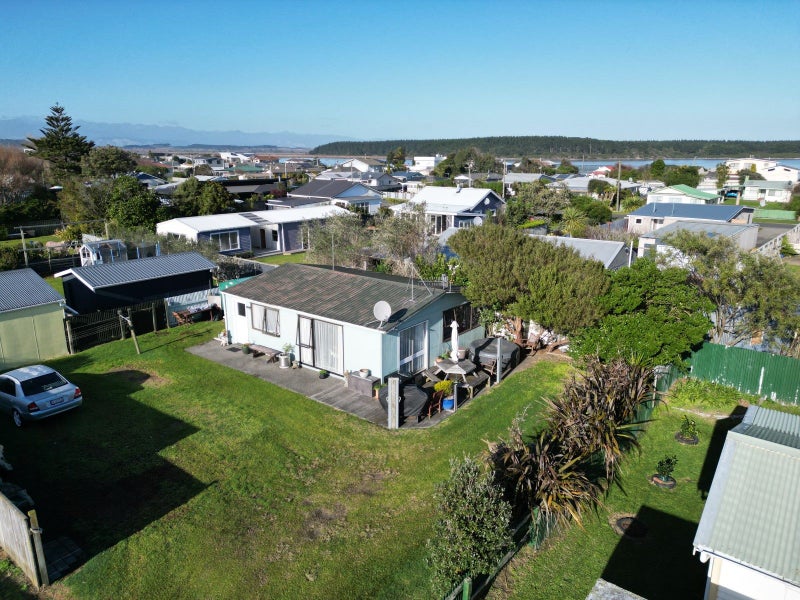 18A Roore Street, Foxton Beach, Foxton - Carousel 16