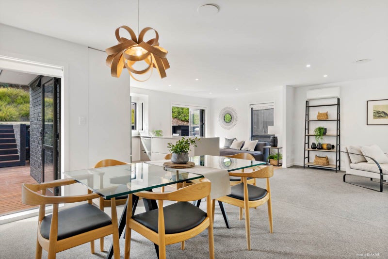 16 Kissling Place, Saint Johns, Auckland - Carousel 2