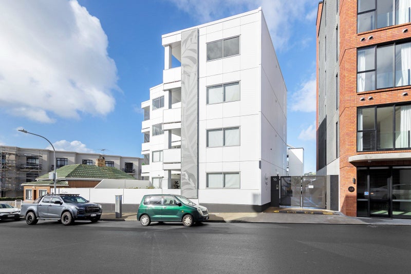 5F/16 Chapman Street, Grey Lynn, Auckland - Carousel 2