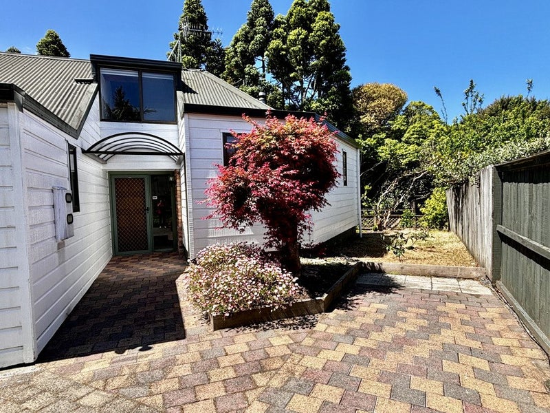 100 Chelsea View Drive, Chatswood, Auckland - Carousel 2