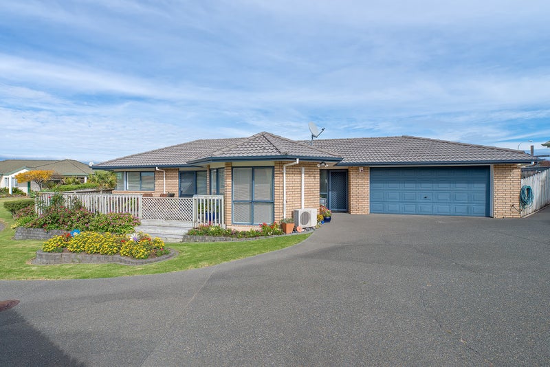 21 Castlemaine Close, Dannemora, Auckland - Carousel 1