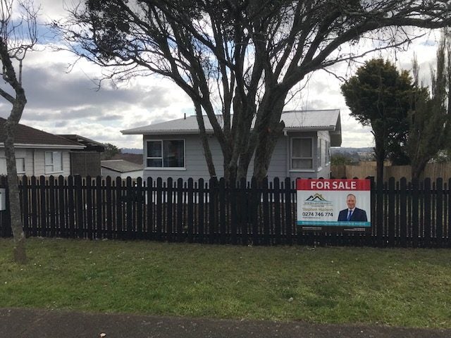 7 Devonshire Road, Unsworth Heights, Auckland - Carousel 1