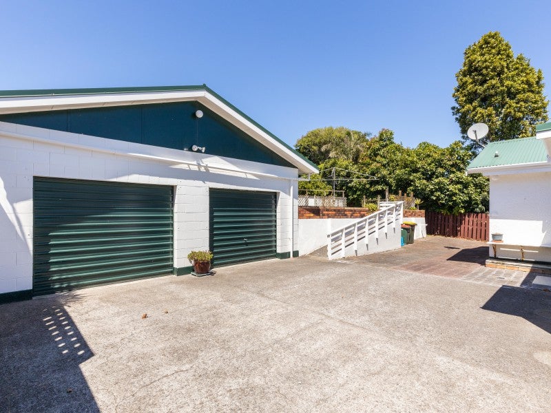 8 Raniera Street, Glen Avon, New Plymouth - Carousel 2